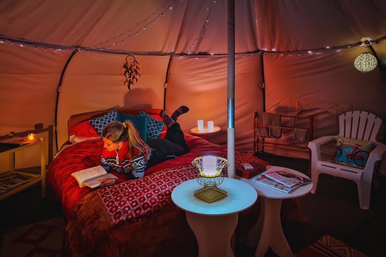 Mt Gold Glamping Hotel Wanaka Exterior photo