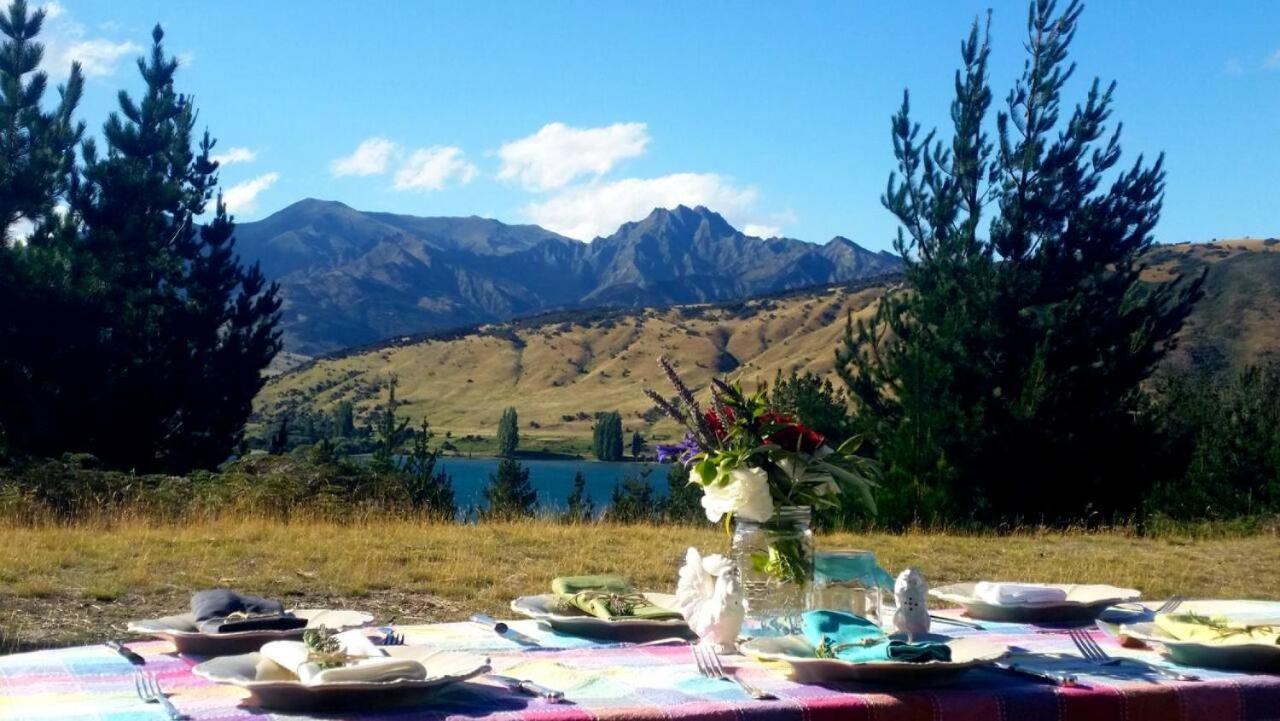 Mt Gold Glamping Hotel Wanaka Exterior photo