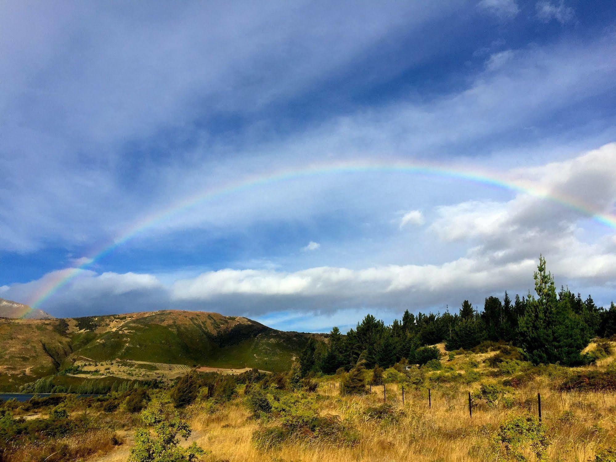 Mt Gold Glamping Hotel Wanaka Exterior photo