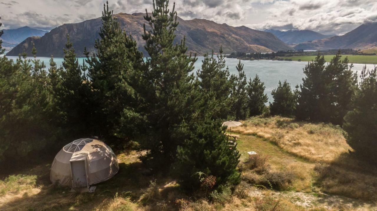 Mt Gold Glamping Hotel Wanaka Exterior photo